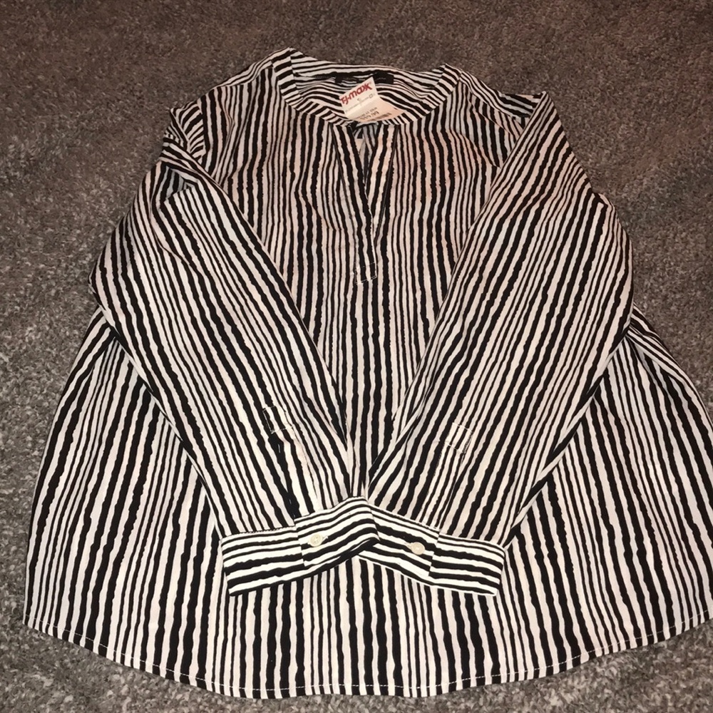 Women’s shirt